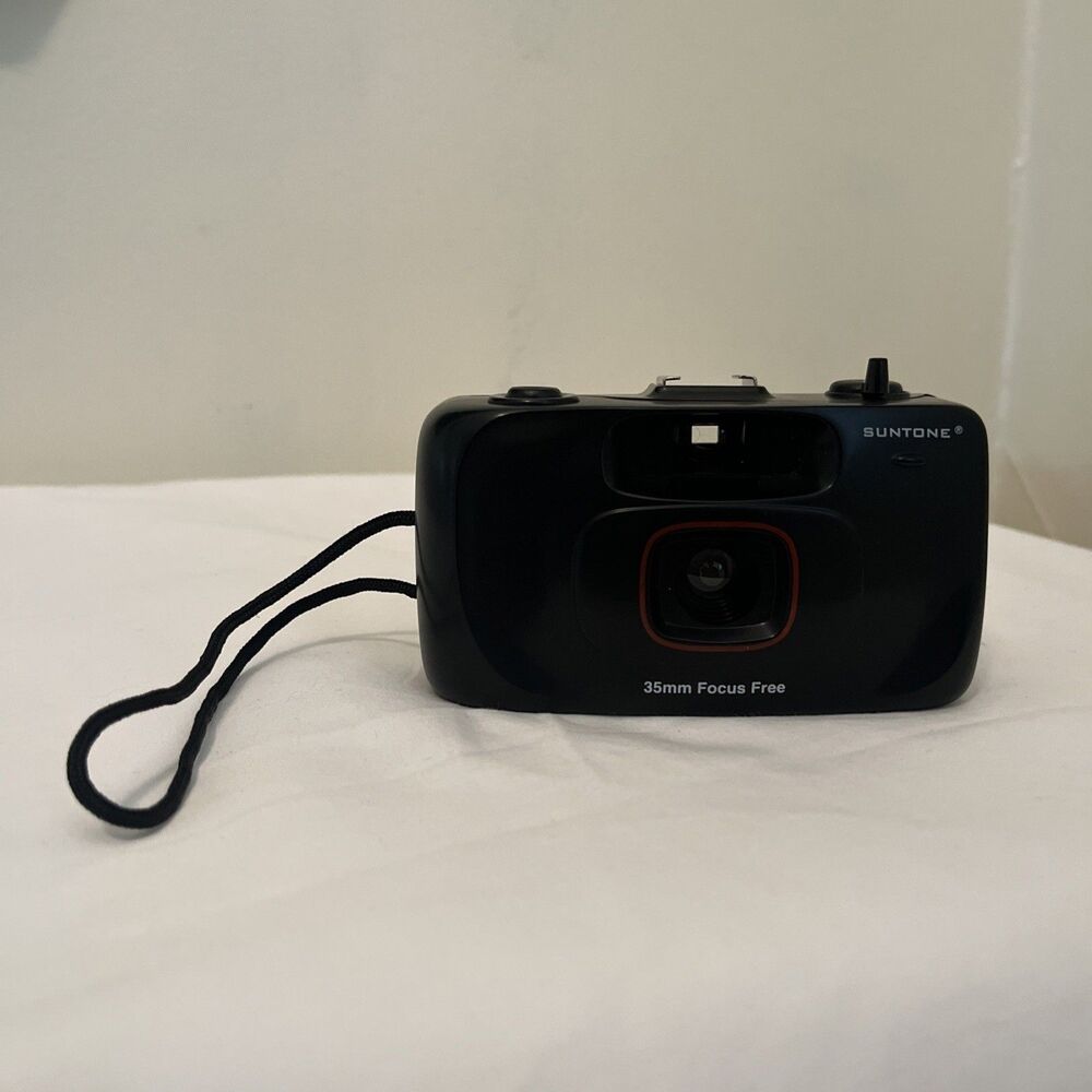 Suntone MM252 35mm Camera with Hot Shoe Vintage Point and Shoot Film